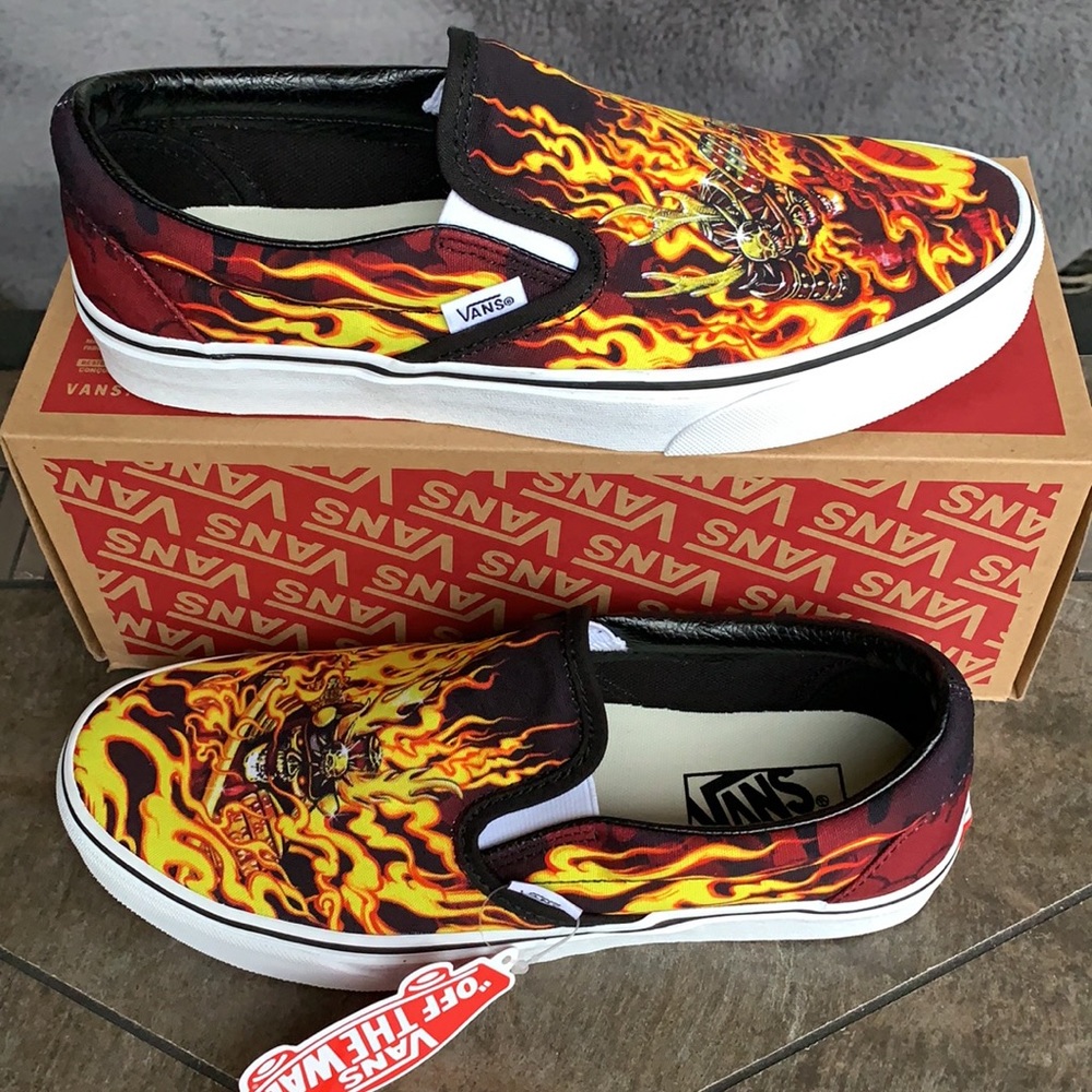 VANS CLASSIC SLIP ON SAMURAI RISING BLACK/TRWHT WMNS - Picture 3 of 16